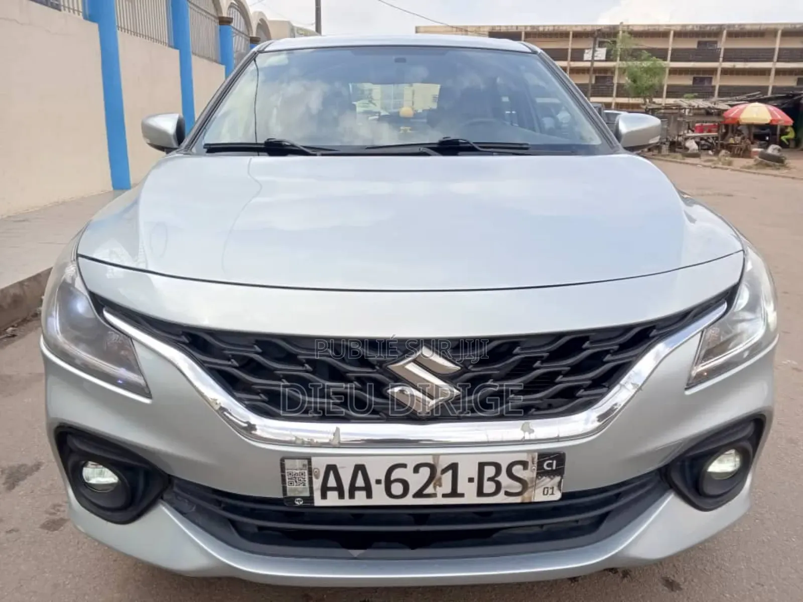 Suzuki Baleno 2023 Gris