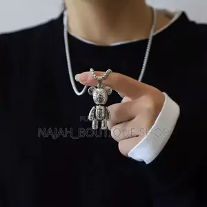Chaîne Au Cou