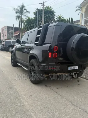 New Land Rover Defender 2022 Noir