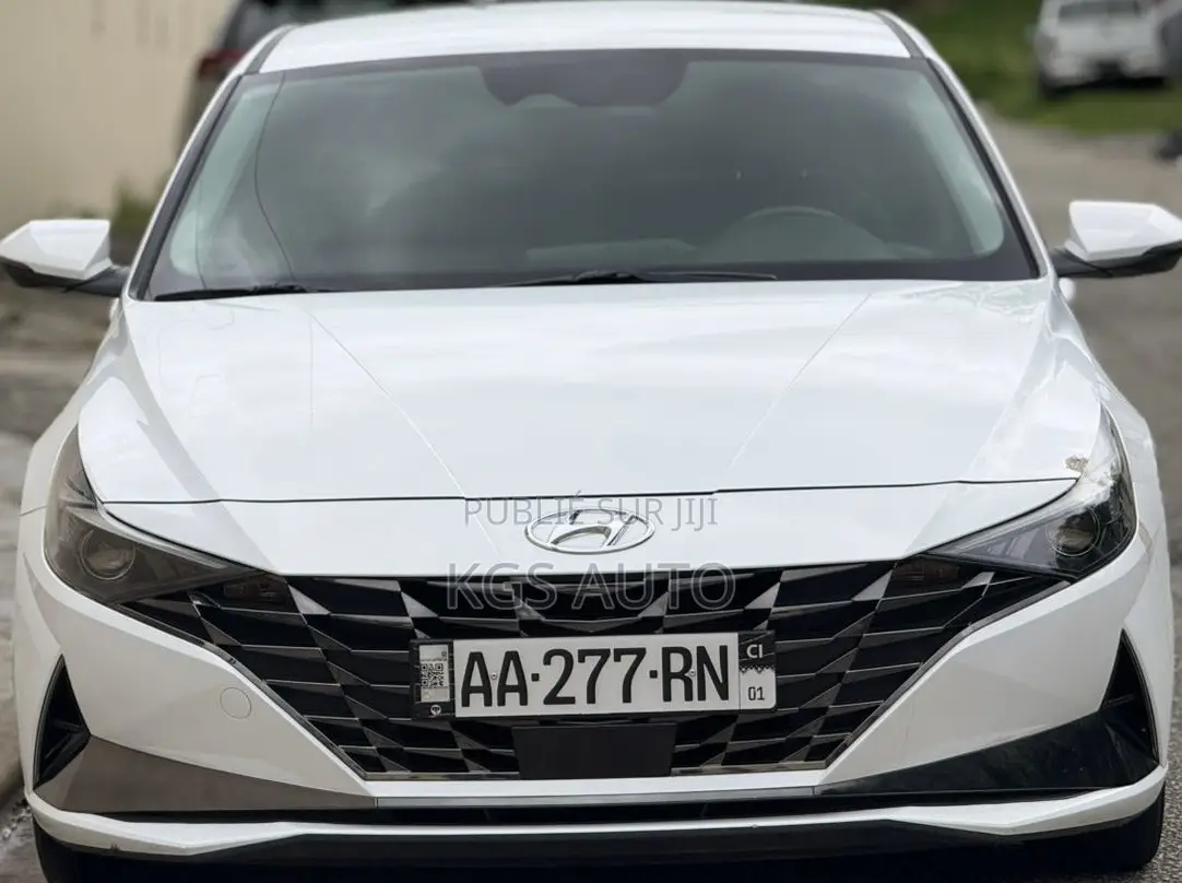 Hyundai Avante 2022 Blanc