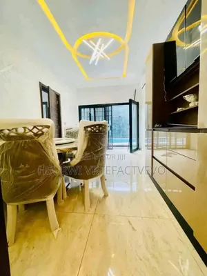 Furnished 5chbre Duplex dans Yozalem, Cocody à Vendre