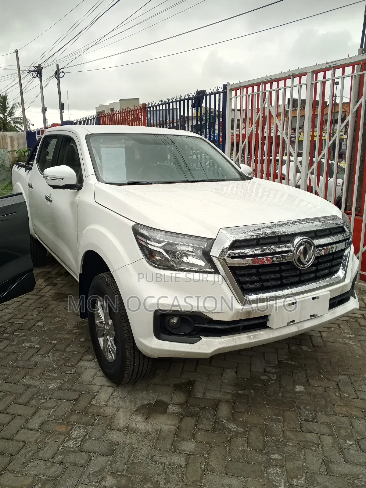 New Dongfeng Rich 6 2025 Blanc