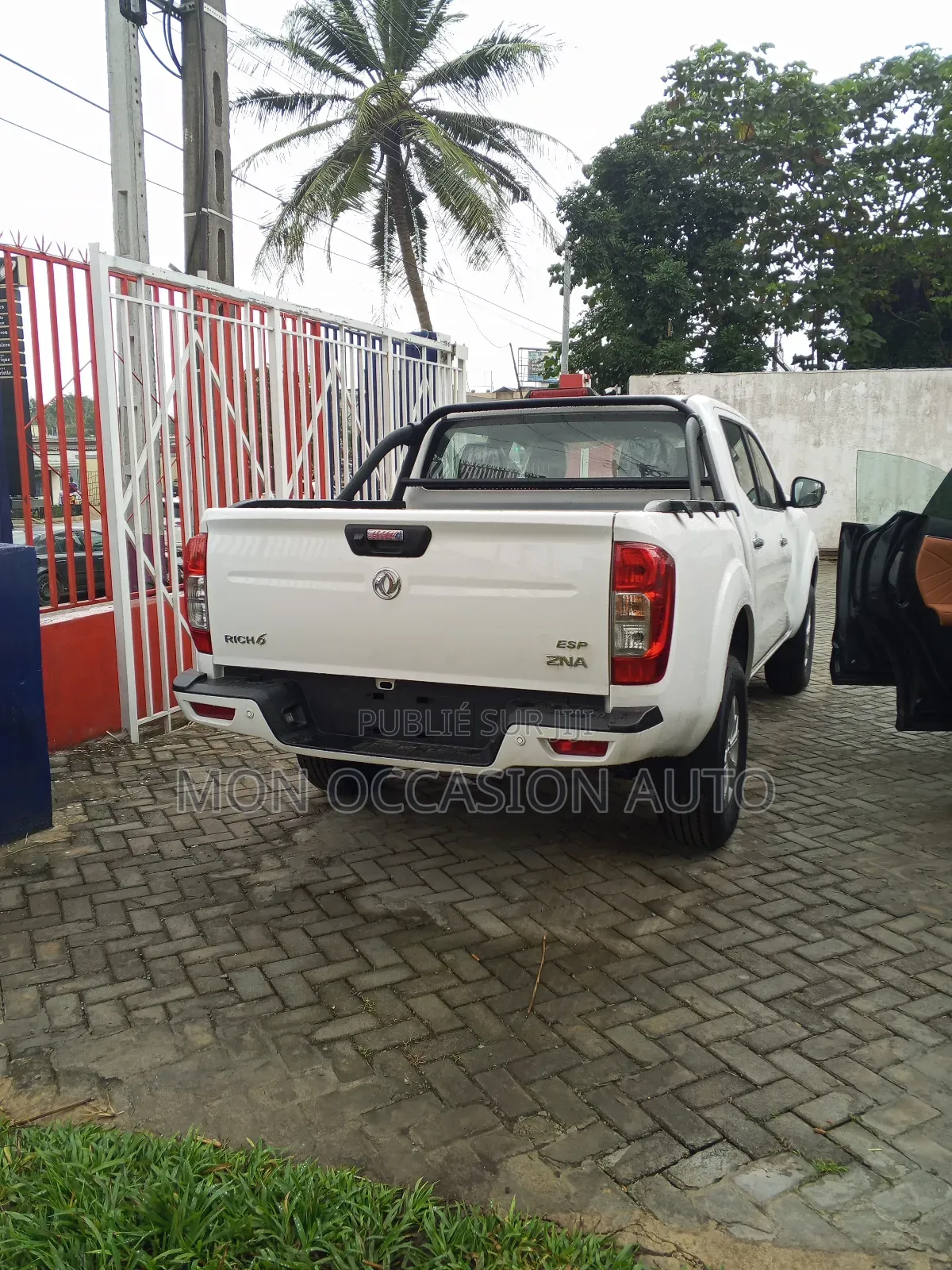 New Dongfeng Rich 6 2025 Blanc