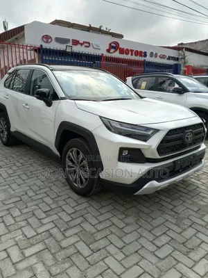 Neuf Toyota RAV4 XLE Premium 2025 Blanc