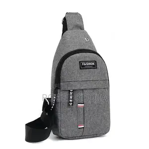 Photo - Sac en Bandouliere en Nylon Hommes Gris