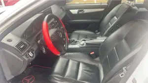 Mercedes-Benz C300 Luxury Sedan RWD (3.0L 6cyl 7A) 2009 Blanc