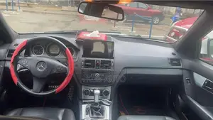 Mercedes-Benz C300 Luxury Sedan RWD (3.0L 6cyl 7A) 2009 Blanc