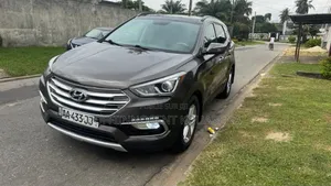 Photo - Hyundai Santa Fe Limited AWD 2017 Argenté