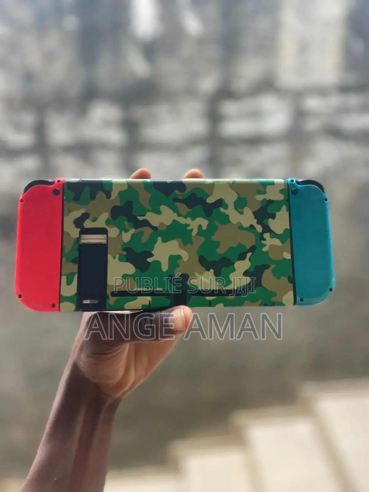 Nintendo Switch D’Occasion en Bon État.