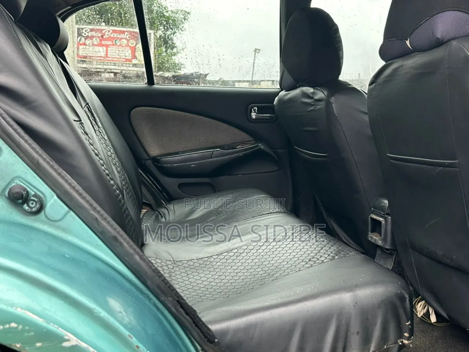 Nissan Almera 2000 Vert