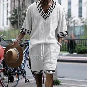 Disponible Les Complets De Qualité Originales