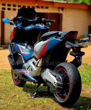 Neuf Honda Forza 2022 Bleu