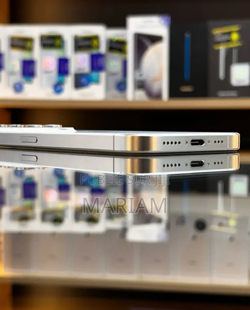 New Apple iPhone 15 Pro 128 GB Gris