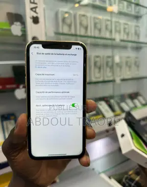 Photo - New Pomme iPhone XR 64 GB Autre