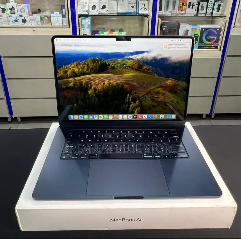 Neuf Pomme MacBook Air 2023 M2 16GB Apple M2 SSD 256GB