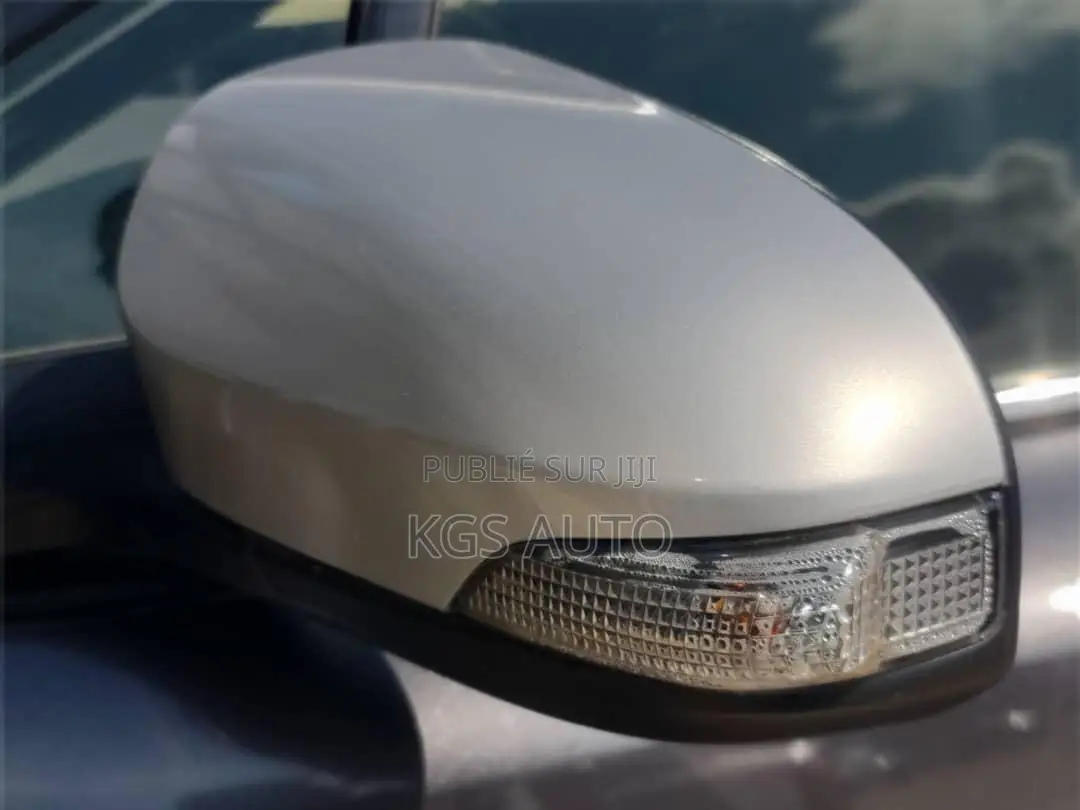 Toyota C-HR Limited 2022 Gris