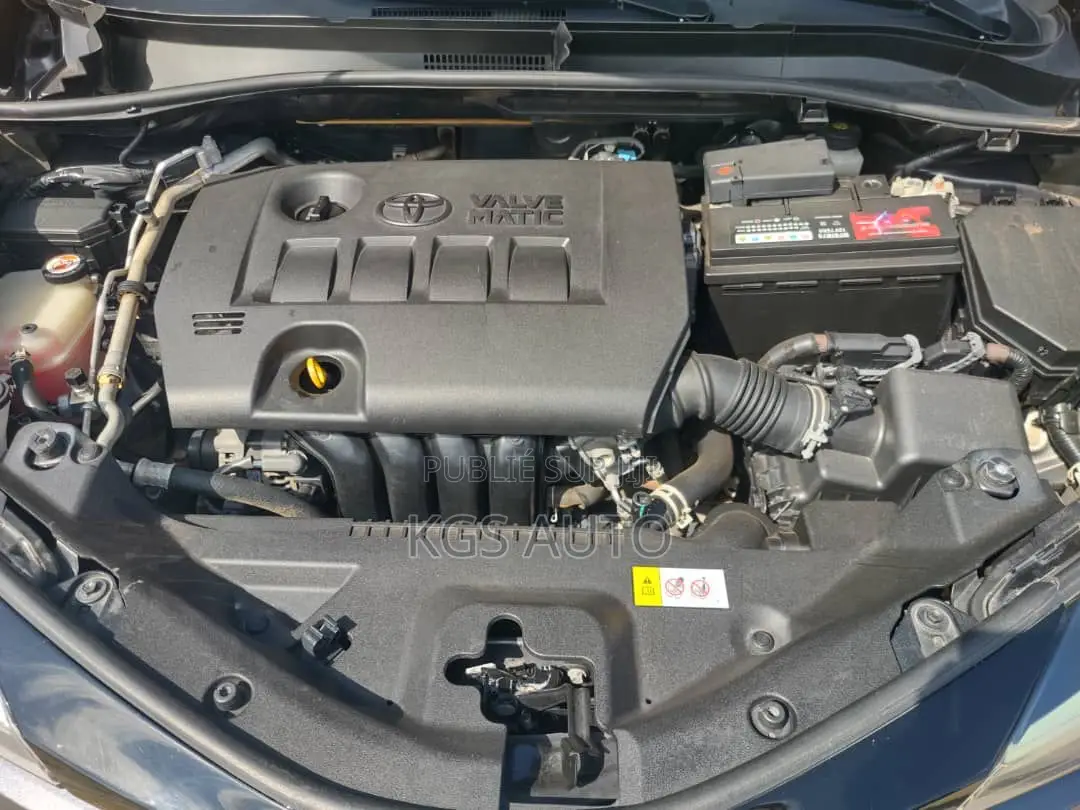 Toyota C-HR Limited 2022 Gris