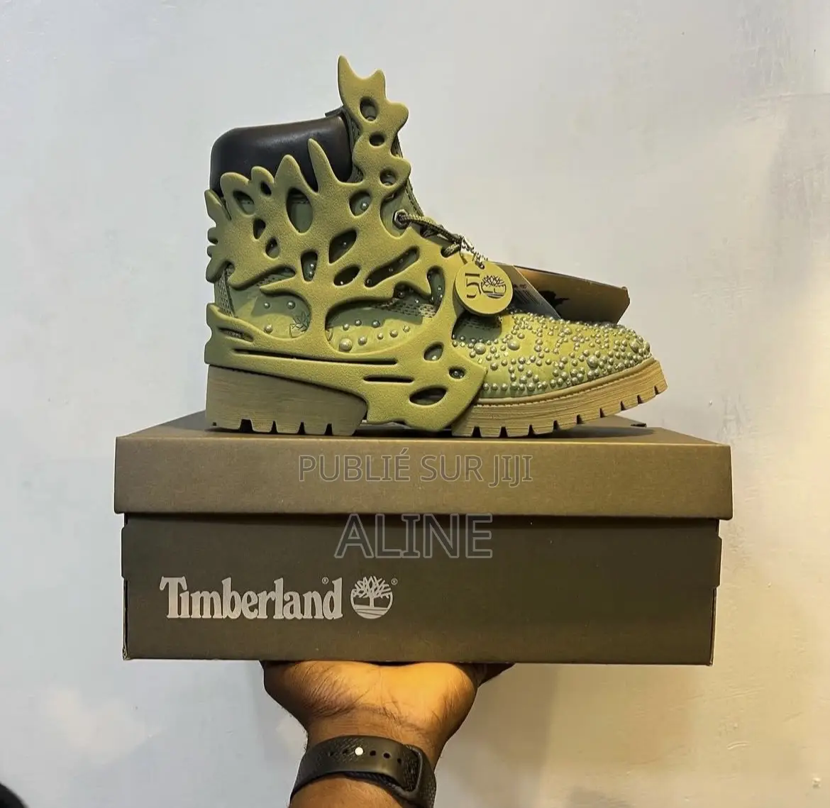 De Belles Paires De Bottes Disponibles