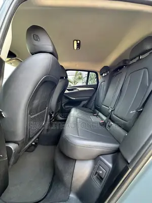 BMW X4 xDrive30i 2021 Gris