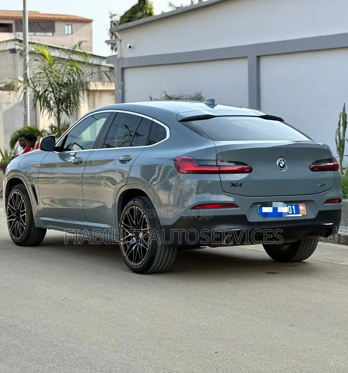 BMW X4 xDrive30i 2021 Gris