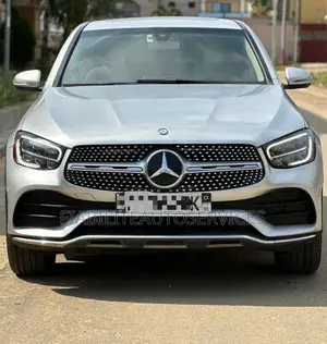Photo - Mercedes-Benz GLC-Class 2021 Gris