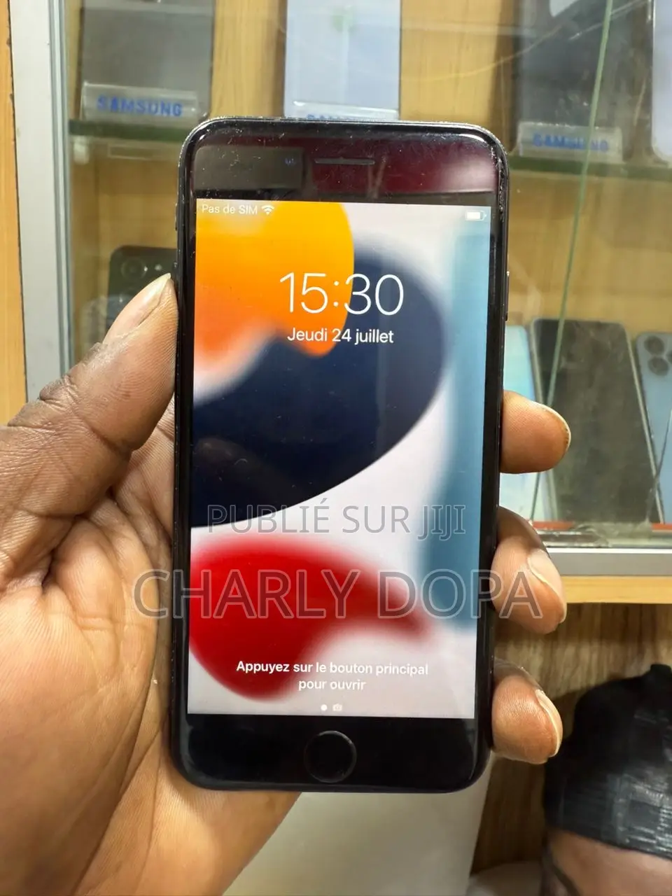 Pomme iPhone 7 32 GB Noir