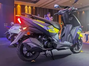 Neuf TVS Autre 2025 Jaune