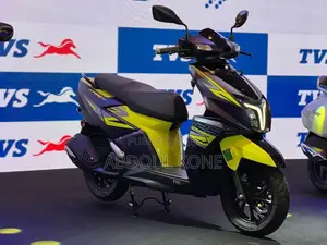 Neuf TVS Autre 2025 Jaune