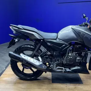 Neuf TVS Apache 180 RTR 2024 Autre