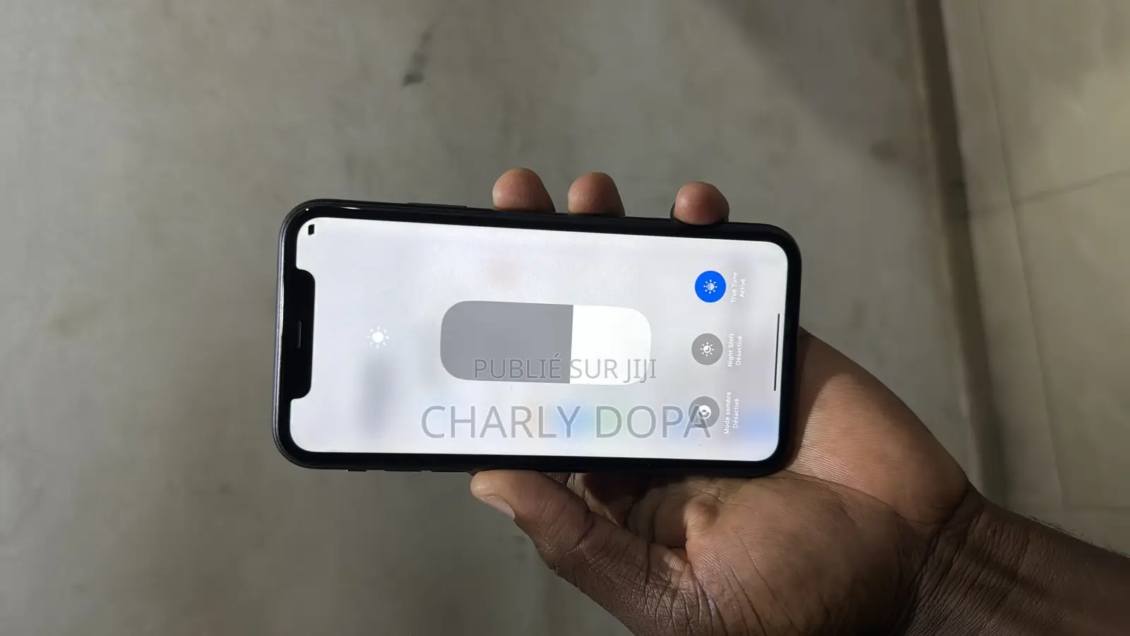 Pomme iPhone 11 64 GB Noir