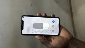 Photo - Pomme iPhone 11 64 GB Noir