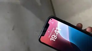 Pomme iPhone 11 64 GB Noir