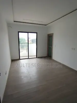 3chbre Duplex dans Cocody Faya à Vendre