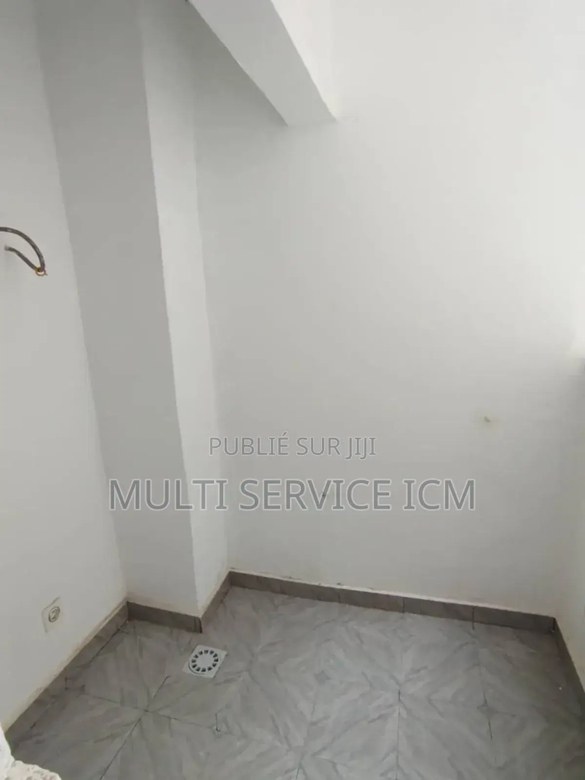 3chbre Duplex dans Cocody Faya à Vendre