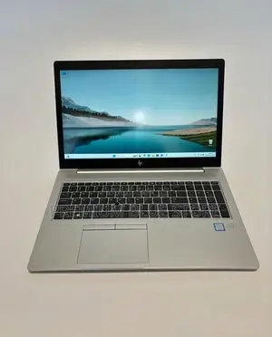 Neuf Ordinateur Portable HP EliteBook 840 G5 8GB Intel Core I7 SSD 256GB