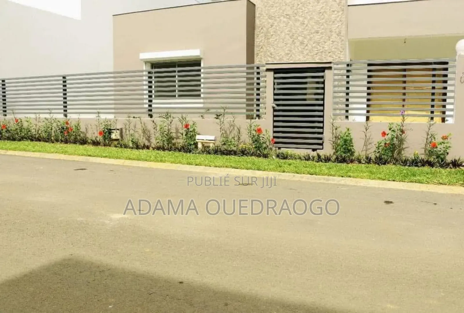 4chbre Duplex dans Bingerville à Vendre