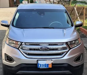 Photo - Ford Edge 2016 Gris