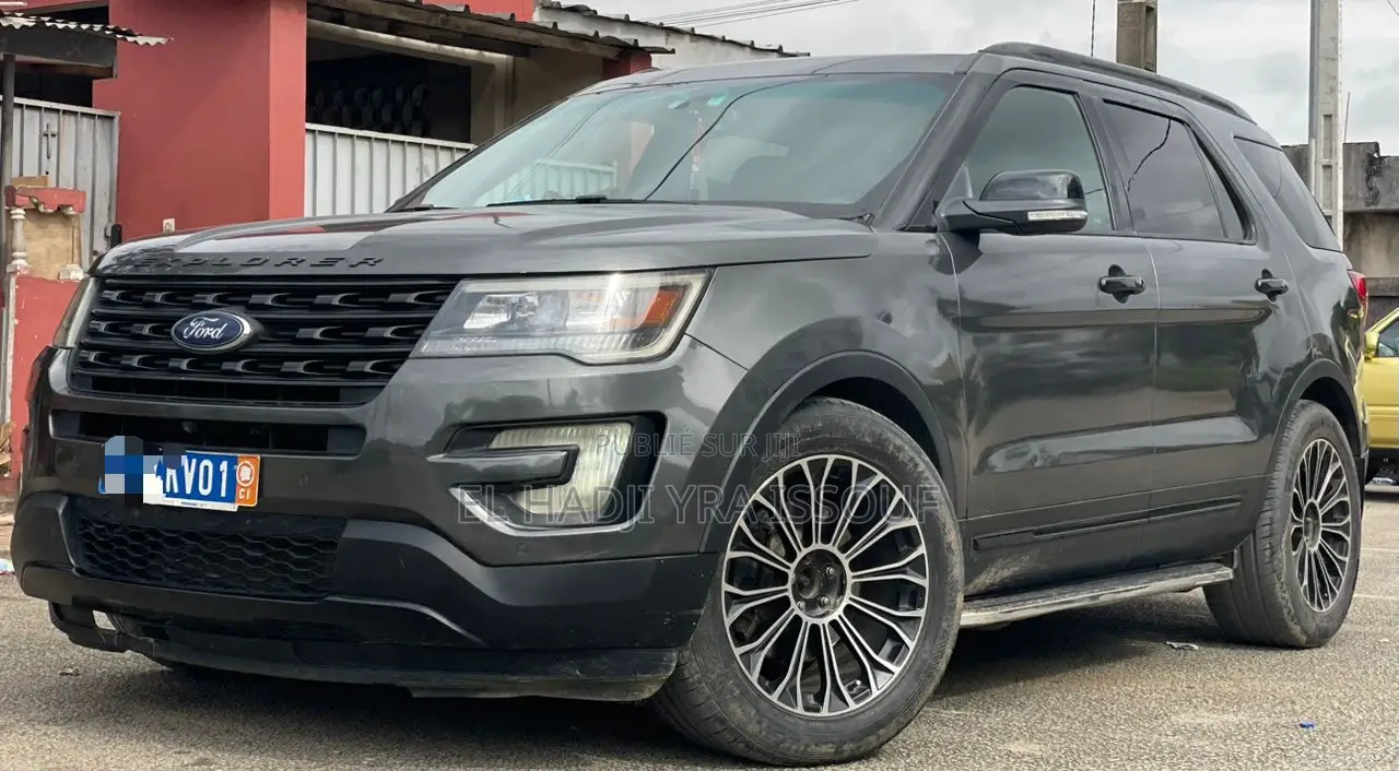 Ford Explorer Sport AWD 2018 Gris