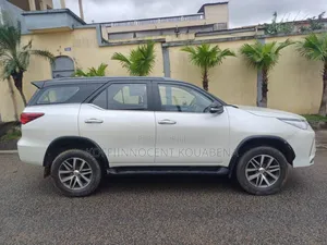 Toyota Fortuner 2.4 D AWD 2016 Blanc