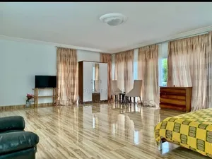 Furnished 5chbre Duplex dans Zié Multi-Service, Grand-Bassam à Vendre