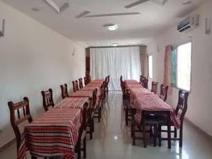 Furnished 20chbre Blocs d'appartements dans Zié Multi-Service, Toumodi