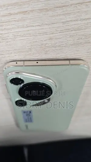 Photo - New Huawei Pura 70 512 GB Gris