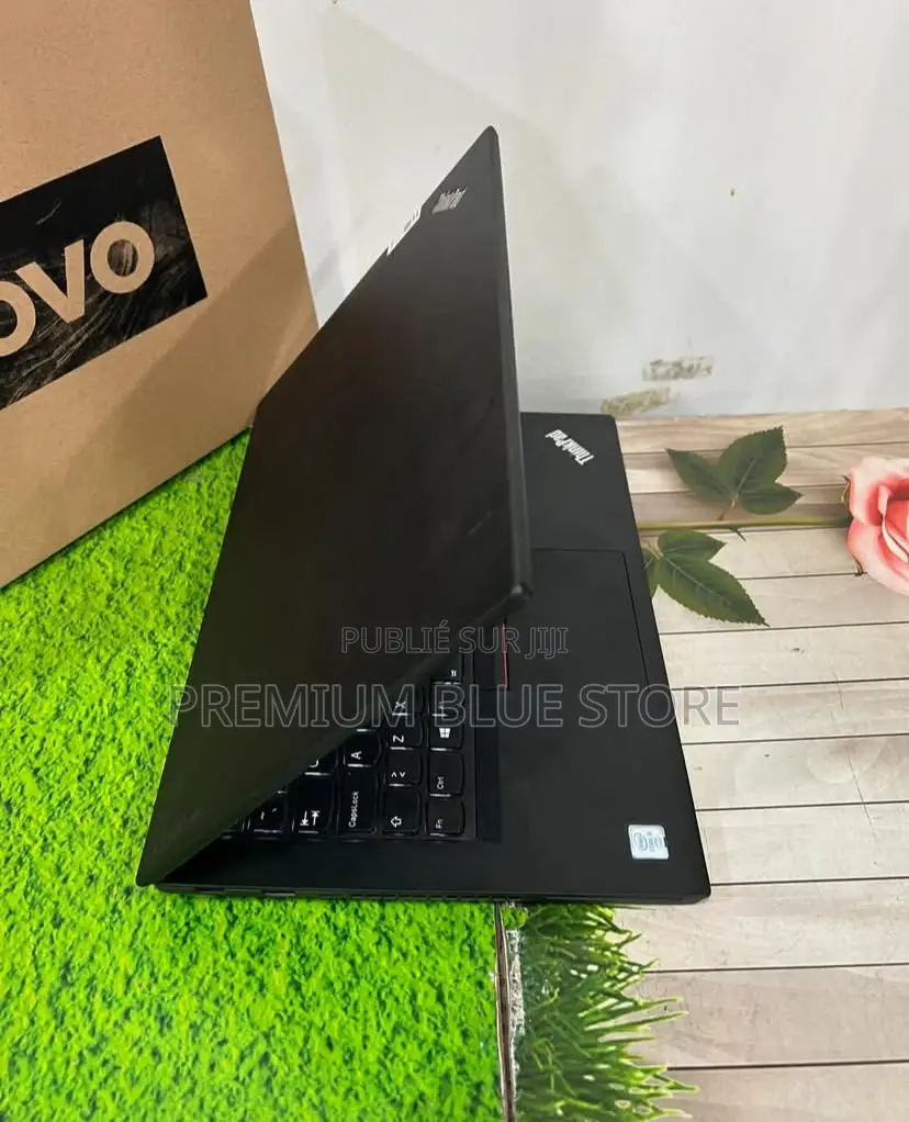 Neuf Lenovo ThinkPad T470 8GB Intel Core I5 SSD 256GB