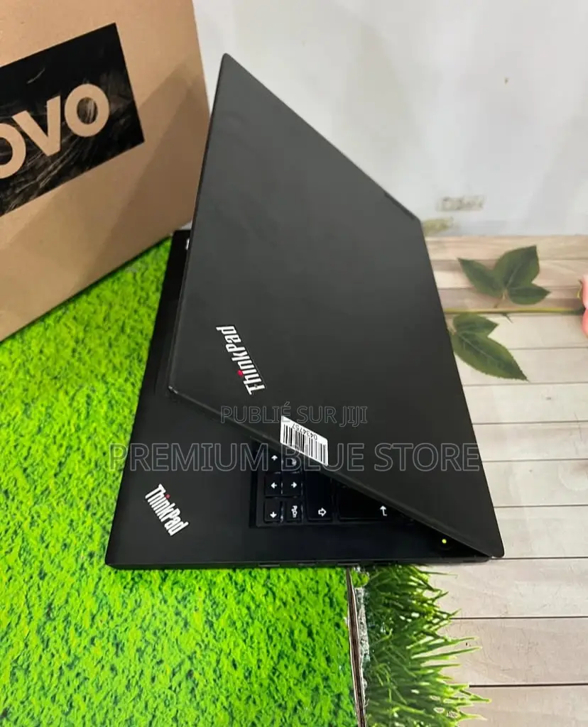 Neuf Lenovo ThinkPad T470 8GB Intel Core I5 SSD 256GB