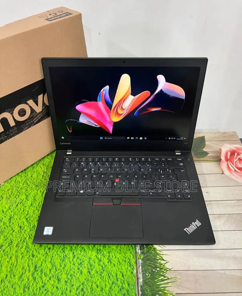 Neuf Lenovo ThinkPad T470 8GB Intel Core I5 SSD 256GB