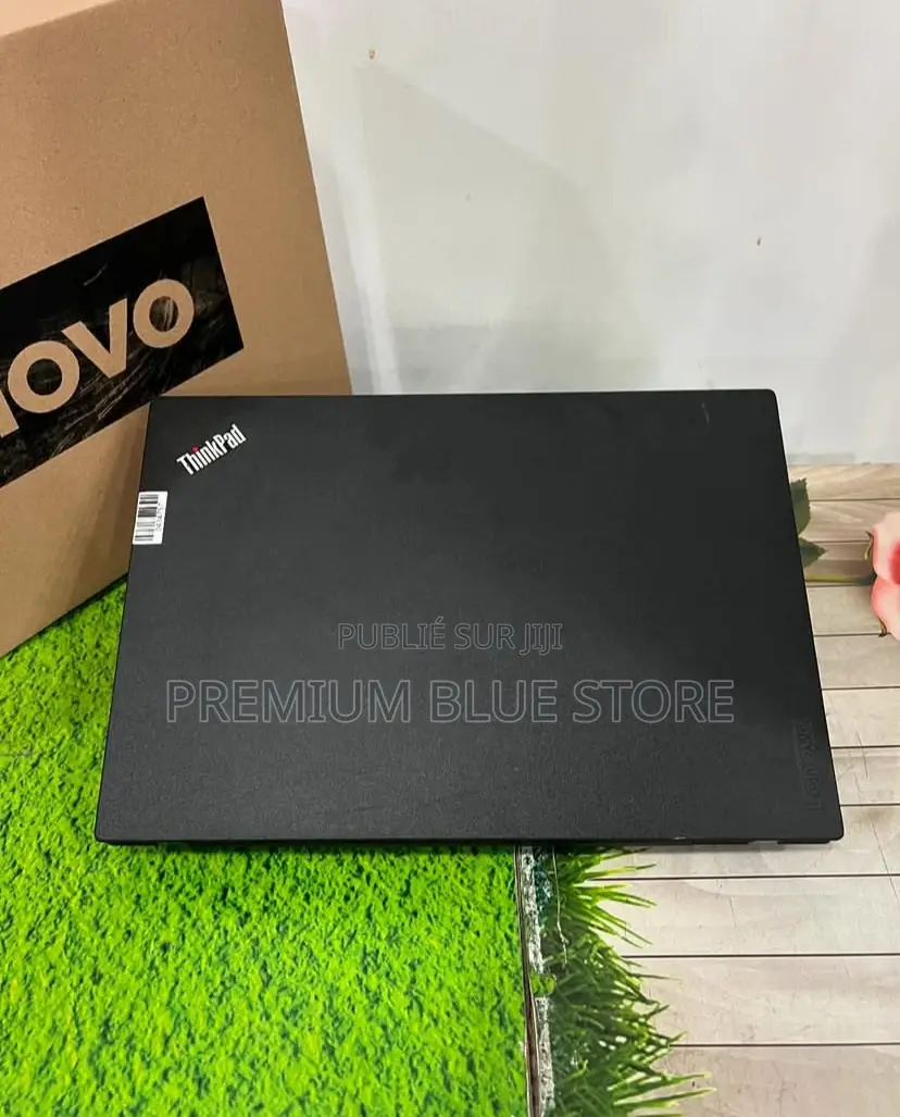 Neuf Lenovo ThinkPad T470 8GB Intel Core I5 SSD 256GB