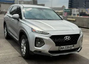 Photo - Hyundai Santa Fe SE 2.4 AWD 2020 Gris