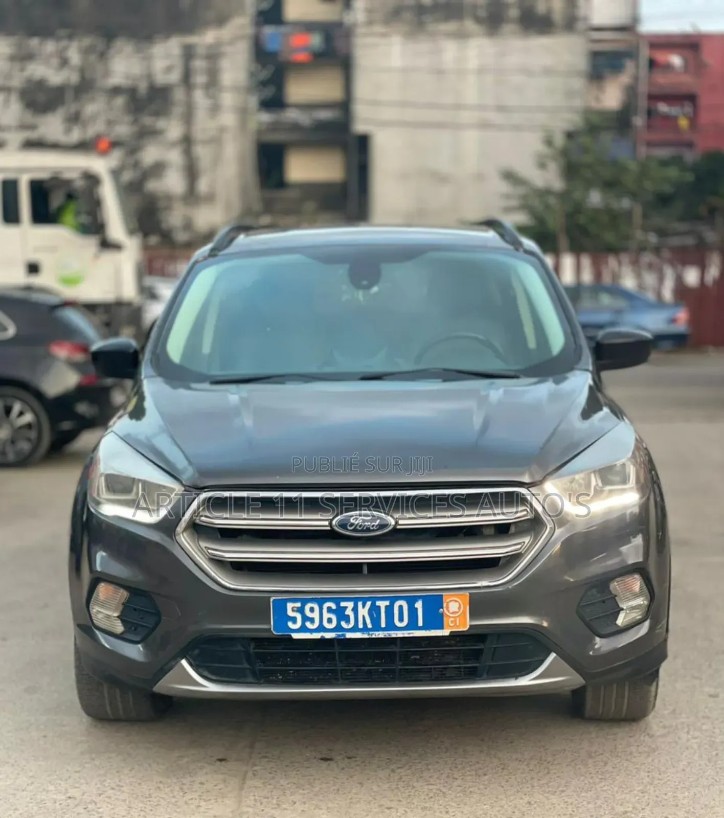 Ford Escape SE 4x4 2018 Gris