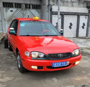 Photo - Toyota Corolla 2002 Orange