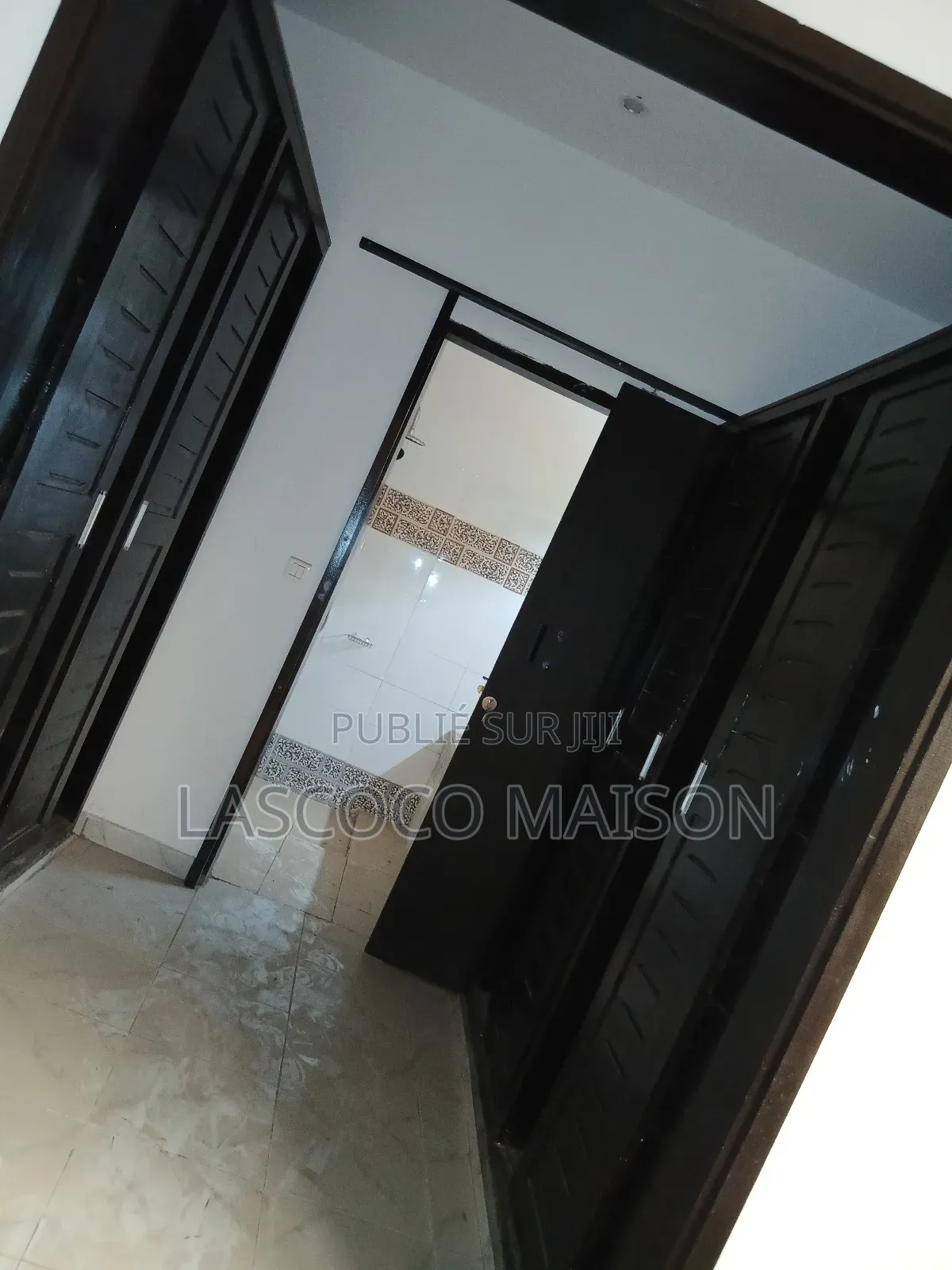 2chbre Appartement dans Lascoco Maison, Cocody à Louer